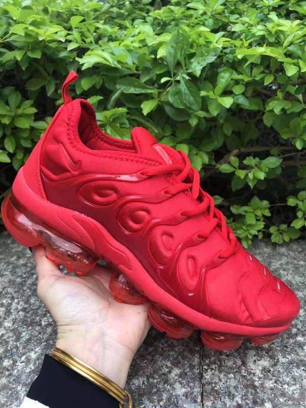 Nike VaporMax Plus-047 rouge